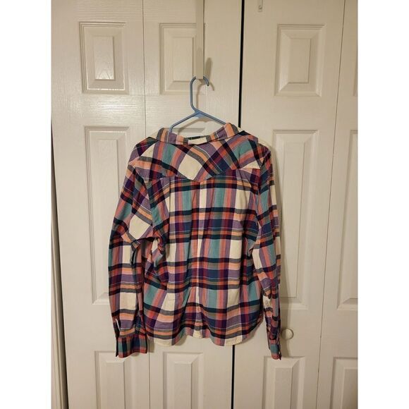 American Eagle Outfitters plaid button-down - Picture 7 of 9